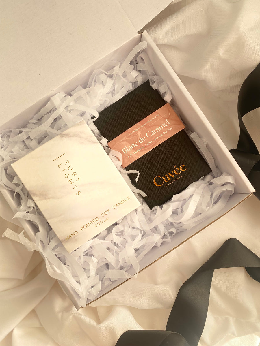 CLASSY CHIC CANDLE GIFT BOX